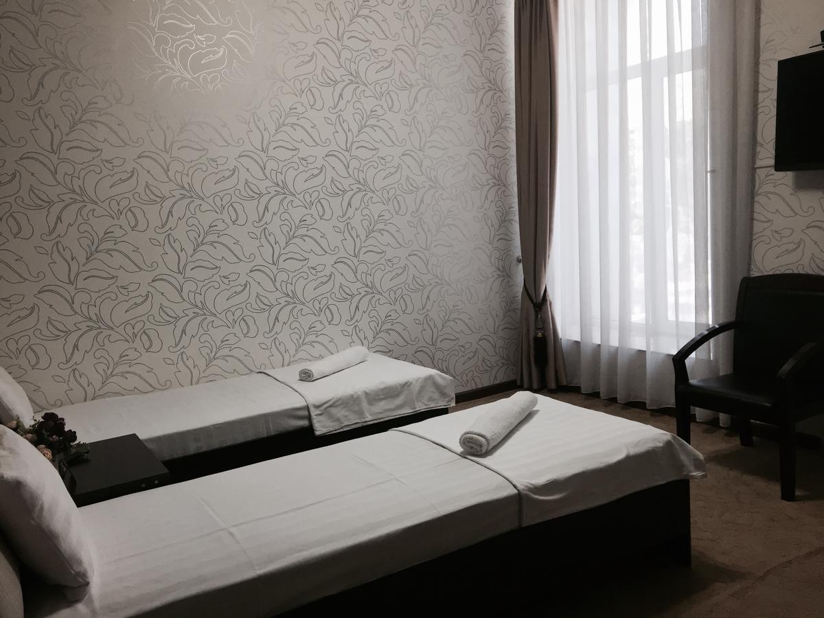 Hotel Avenue Bishkek Exterior foto
